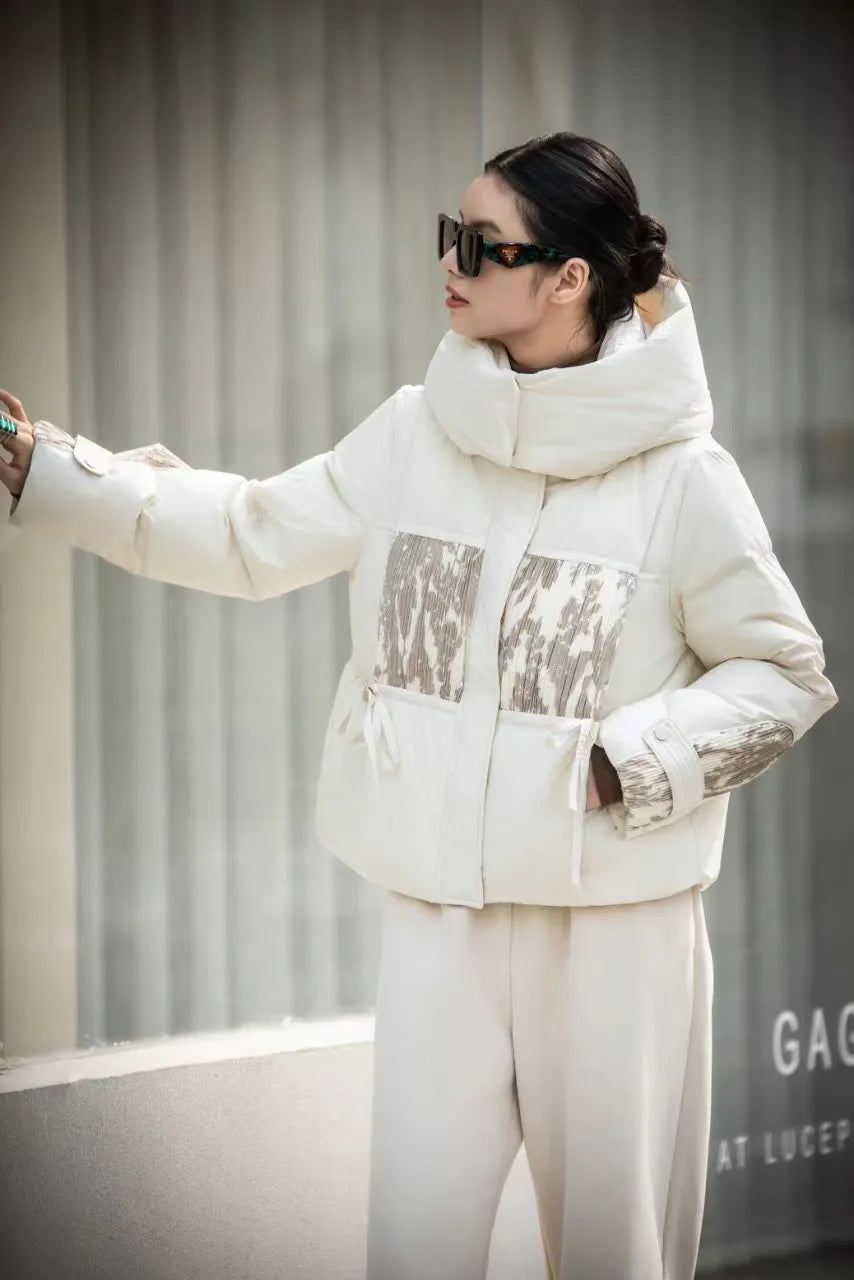 Chaqueta Acogedora de Plumón con Capucha