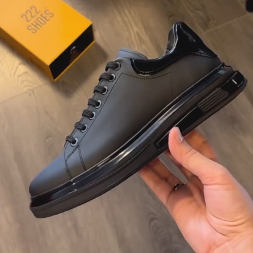 Zapatillas deportivas hombre suela resistente estilo urbano - Vestiria