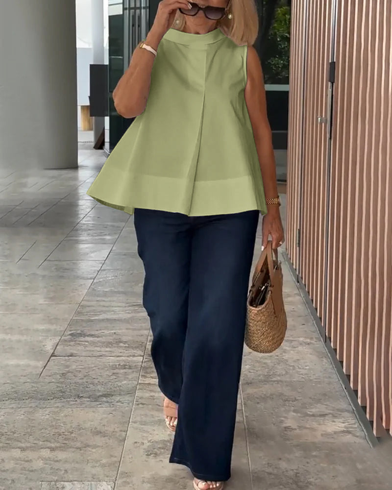 Top cuello alto sin mangas elegante mujer