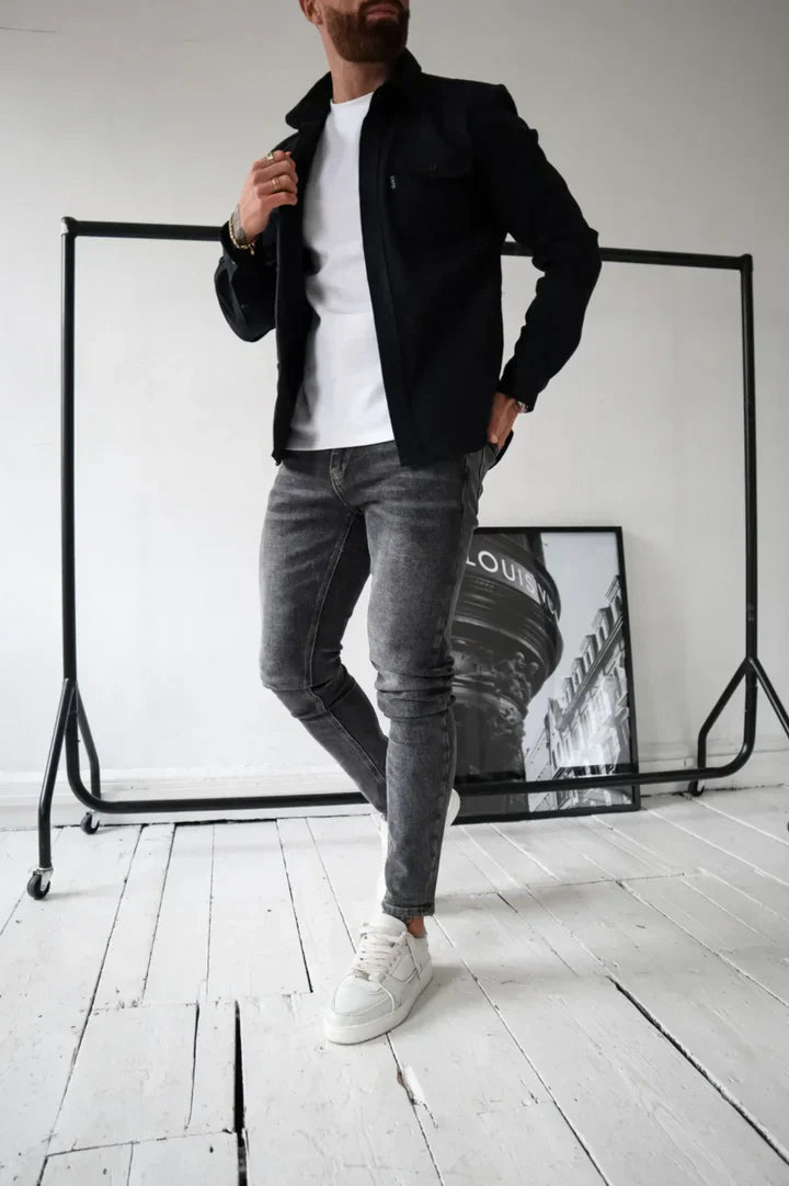 Chaqueta casual con cierre botones