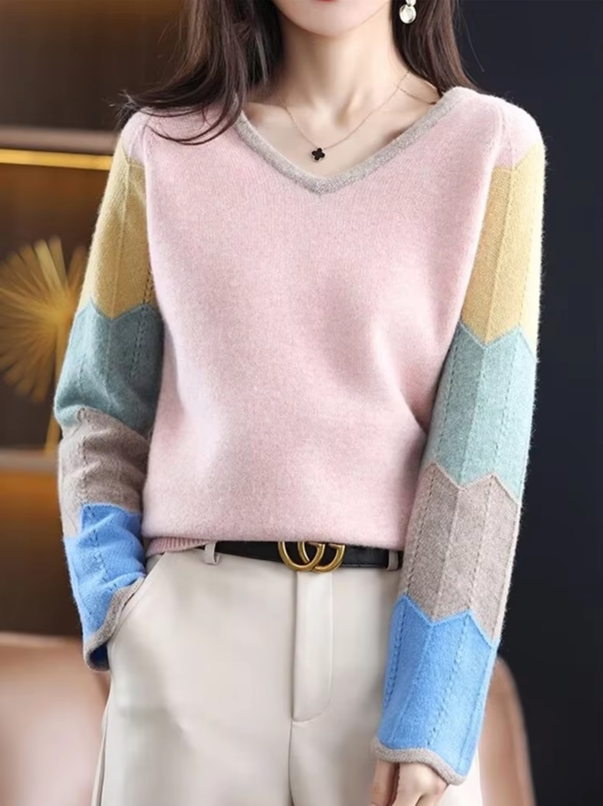 Sudadera de punto vistosa cuello en V