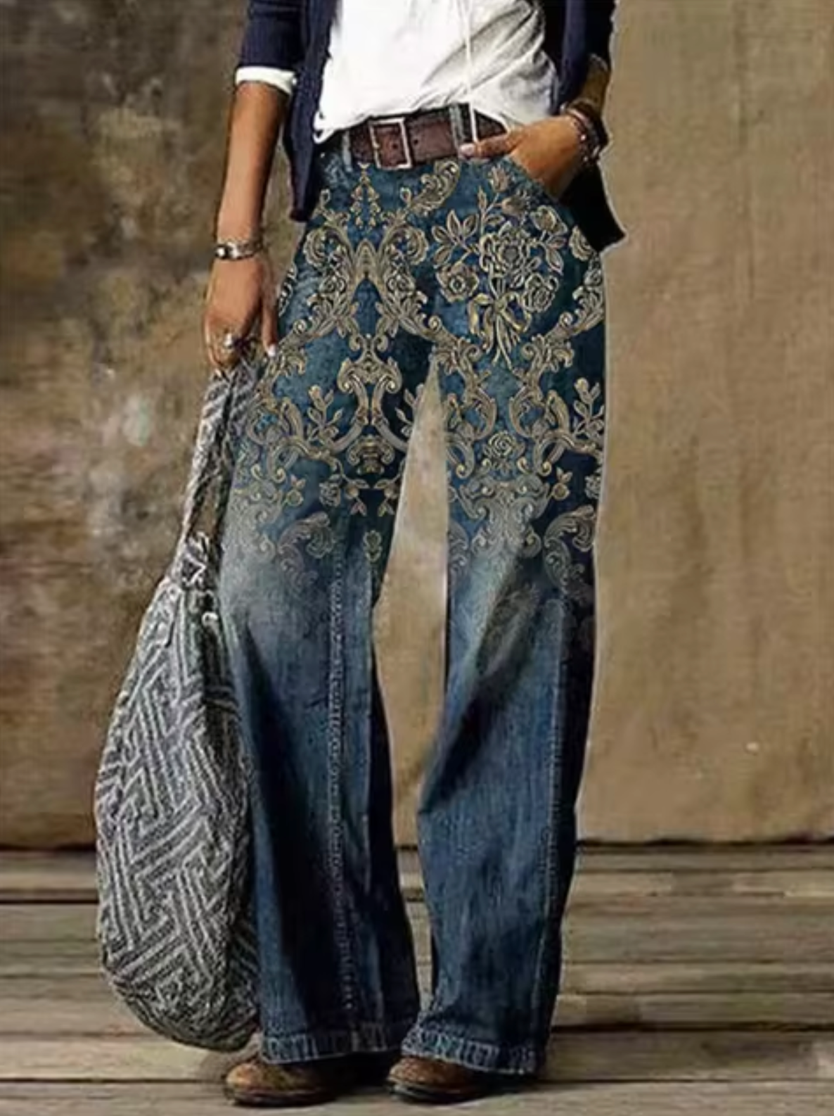 Pantalones vaqueros cómodos estampados