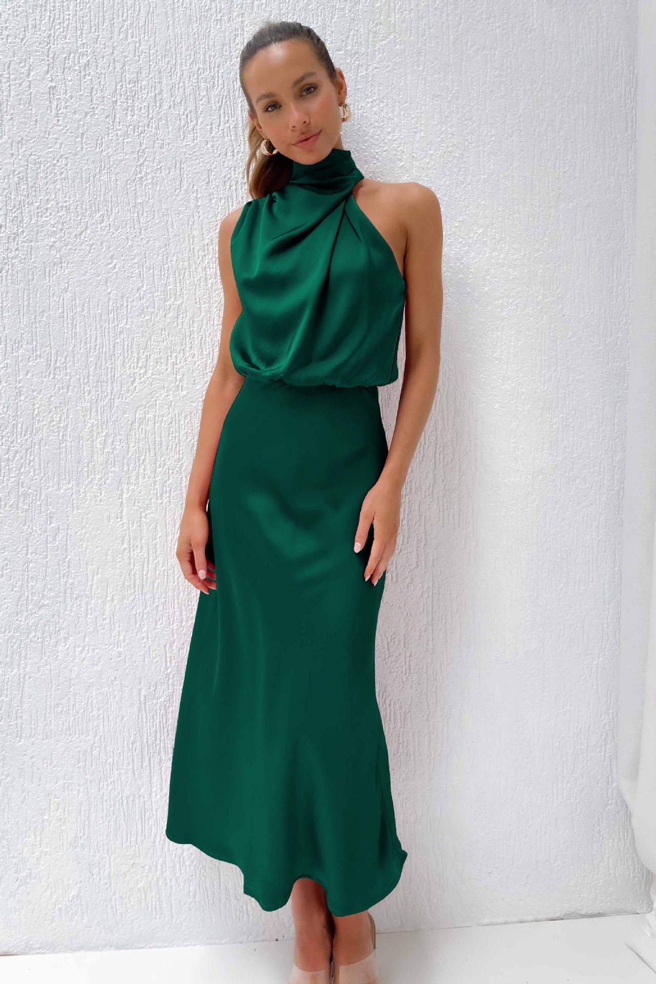 Vestido de fiesta largo elegante con escote en V