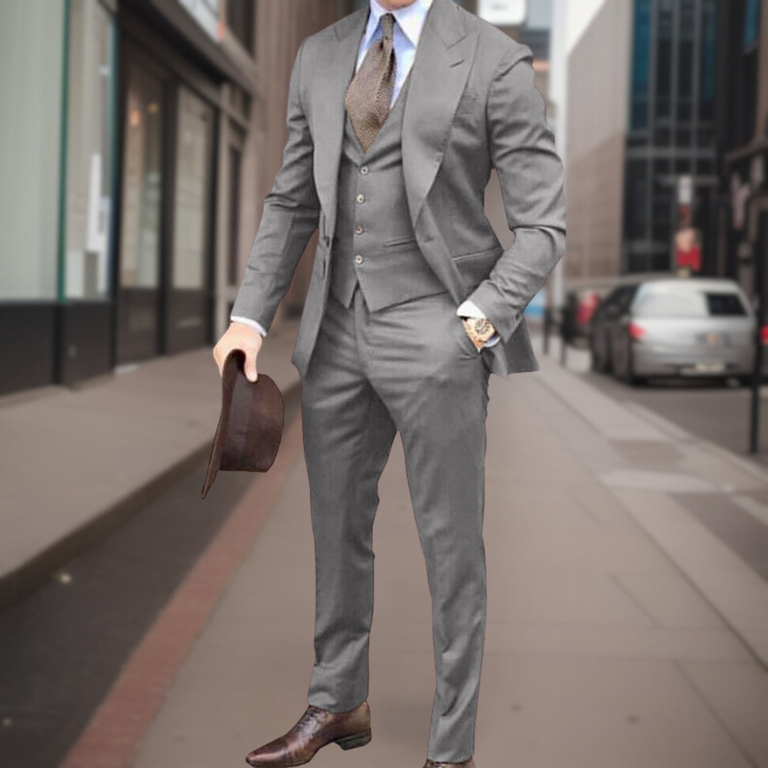 Traje Clásico Tres Piezas Elegante