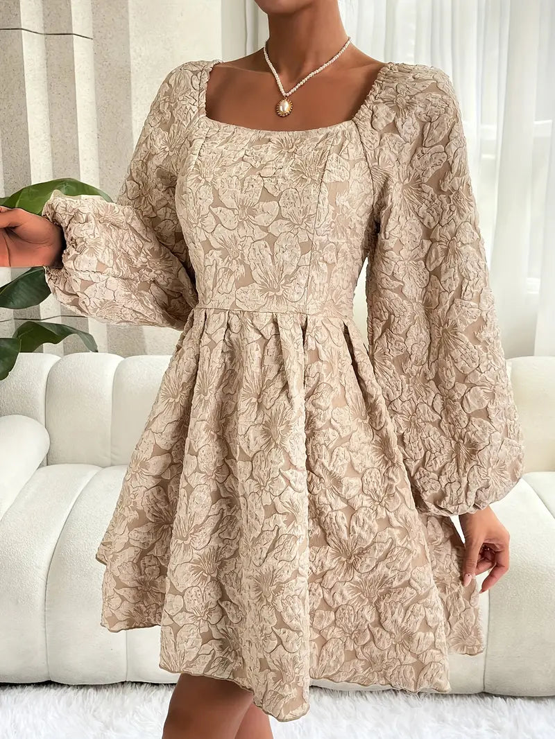 Vestido Floral con Mangas Voladas - Vestiria
