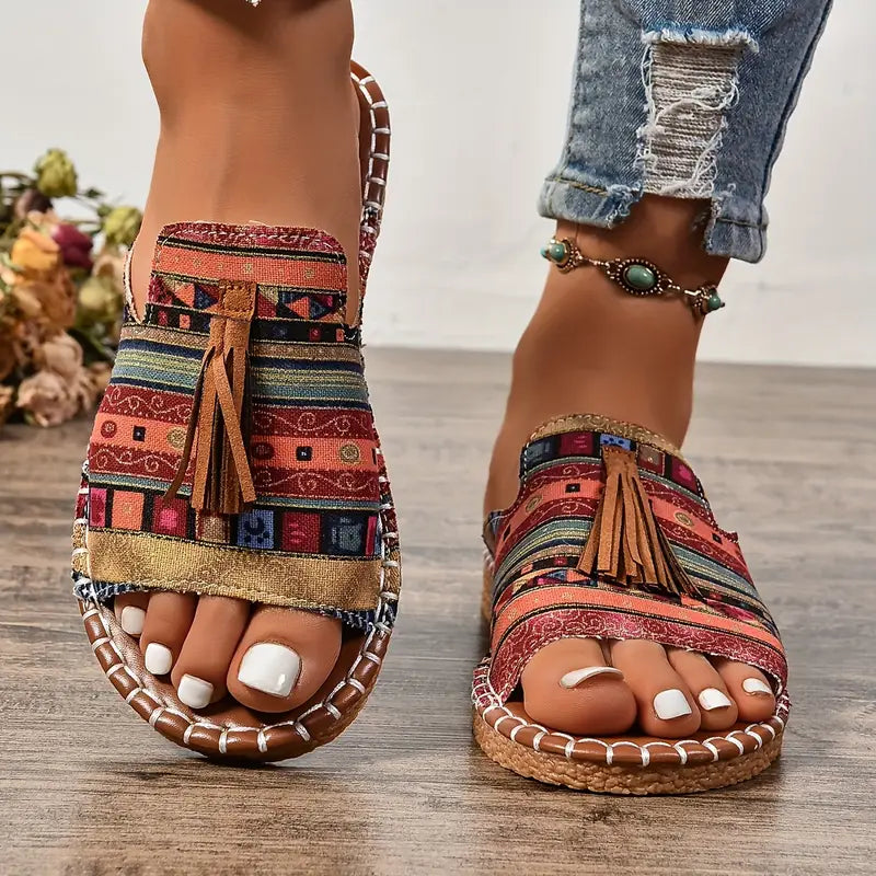 Sandalias Planas de Verano con Detalle Boho - Vestiria