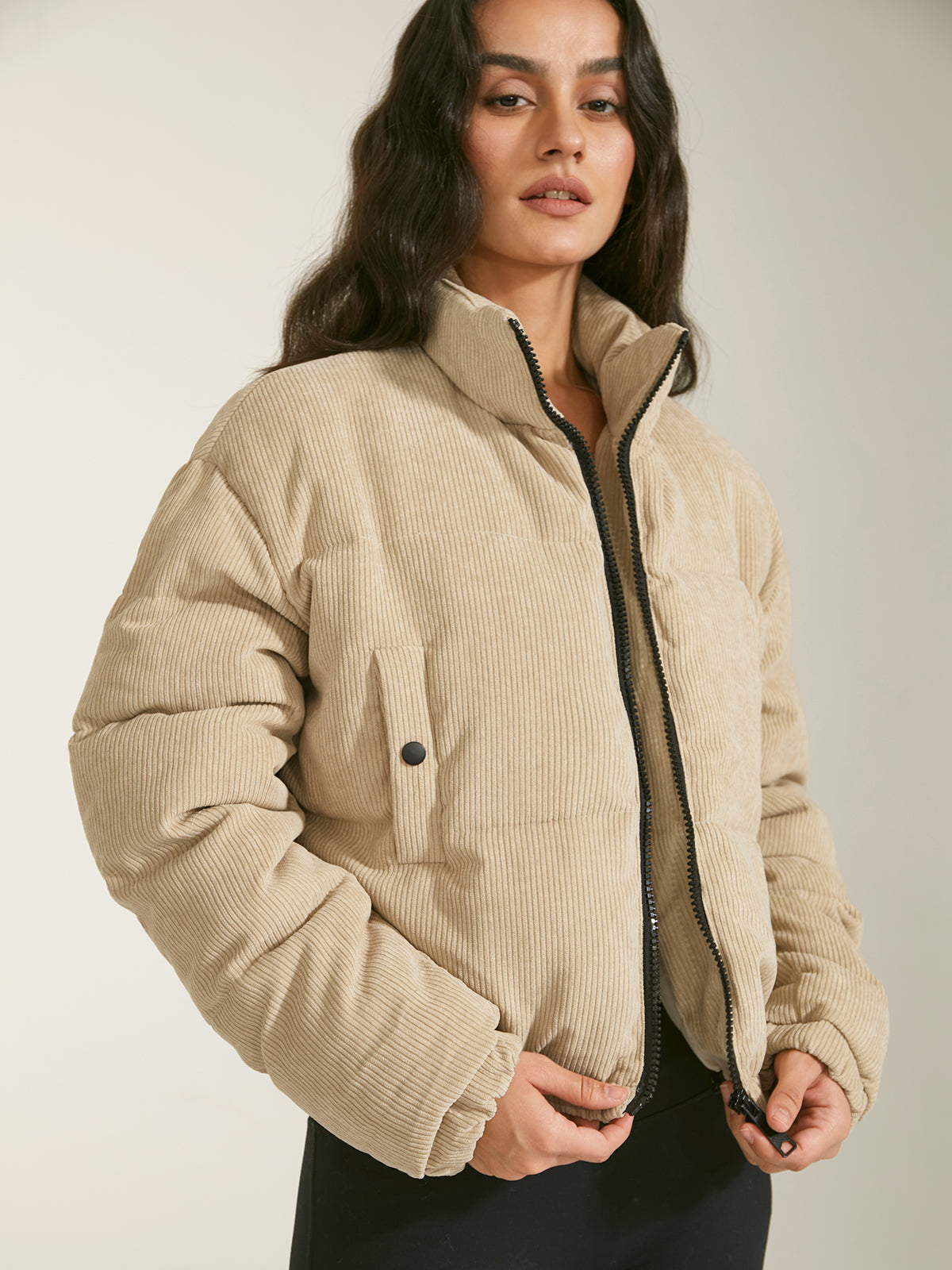 Chaqueta Ajustada Mujer Estilosa - Vestiria