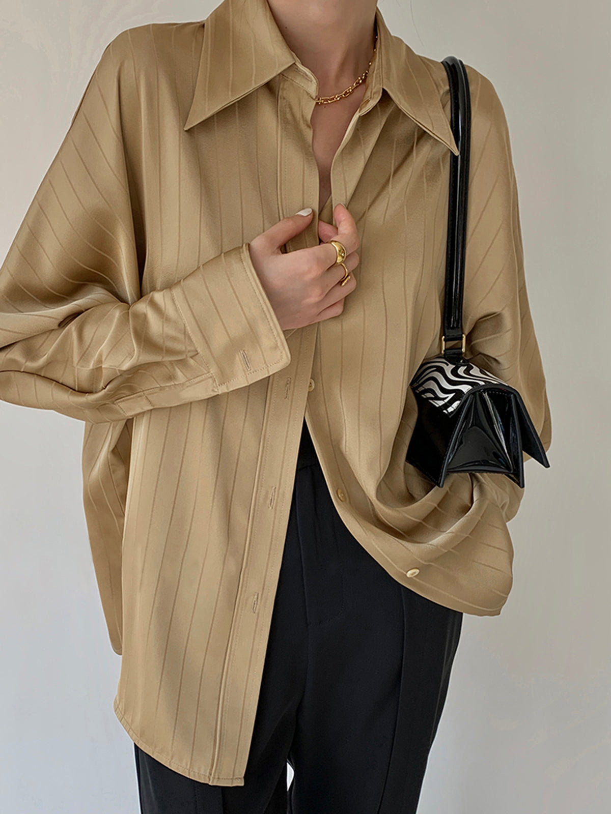 Camisa Oversize Cuello Alto Mujer