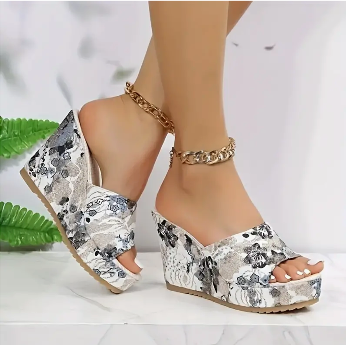 Sandalias Tacón Cuña Florales Mujer