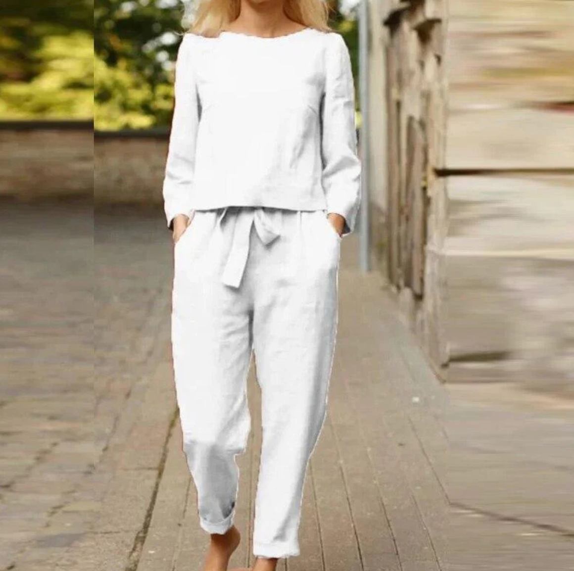 Conjunto deportivo de manga larga y pantalón cómodo