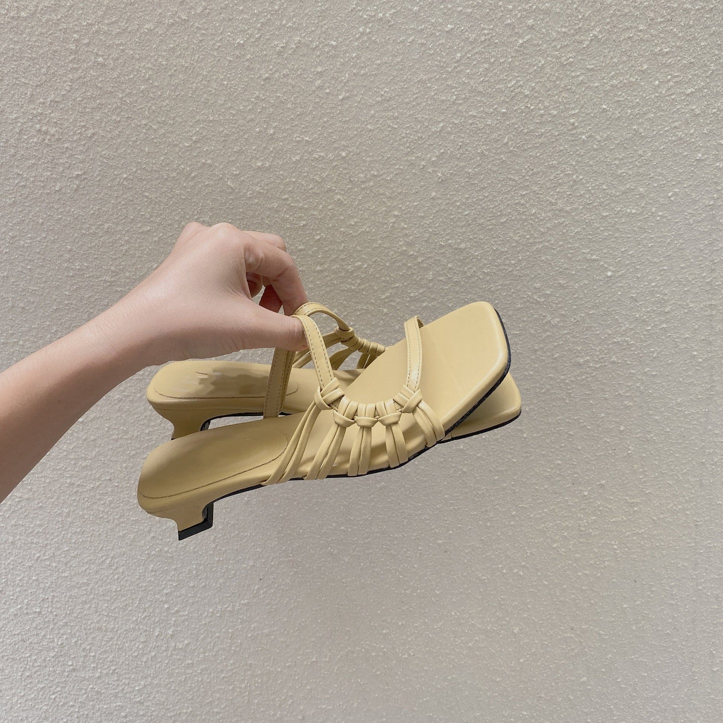 Sandalias de Verano Mujer con Tacón Bajo y Punta Cuadrada