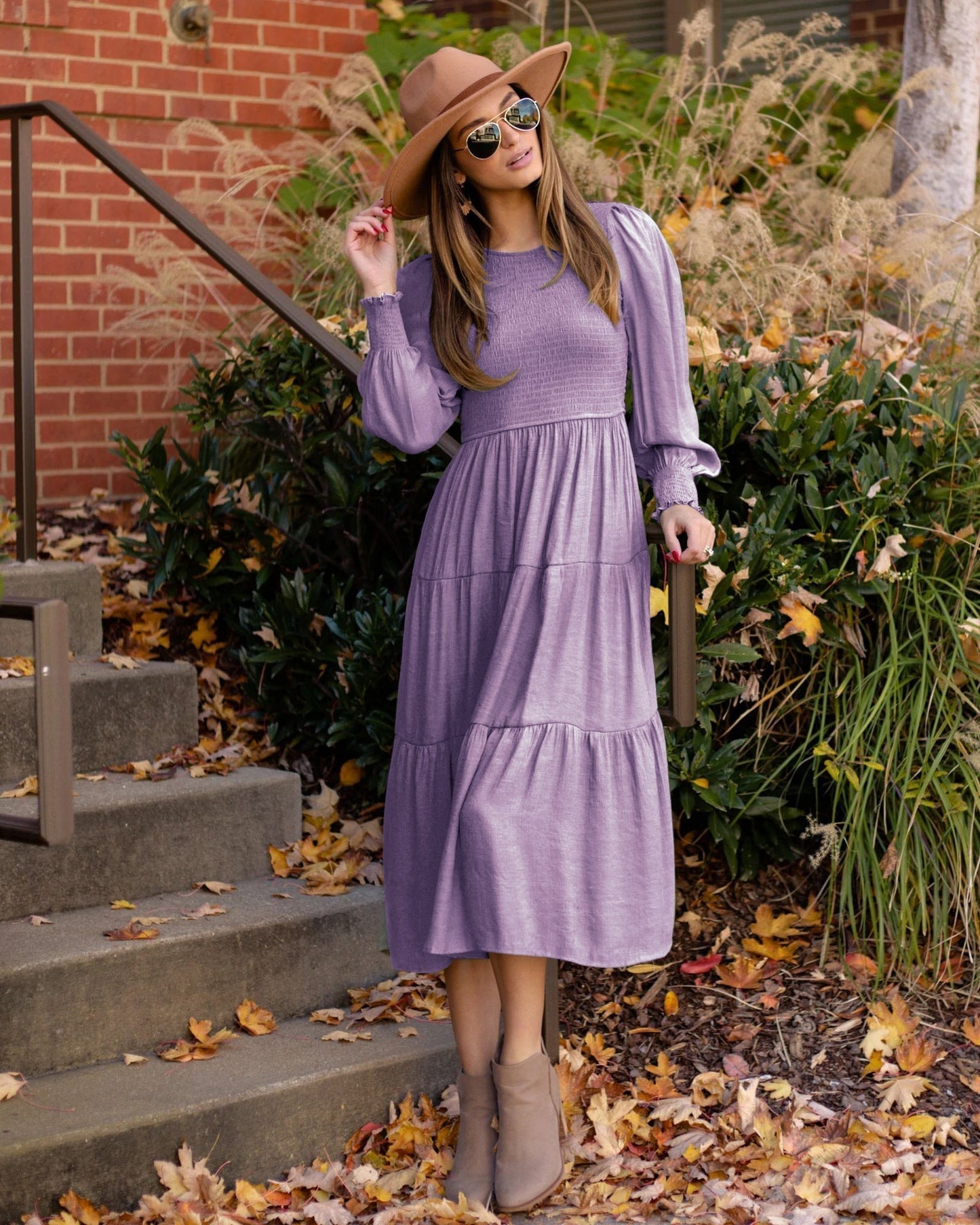 Vestido de Invierno con Mangas Largas y Capas
