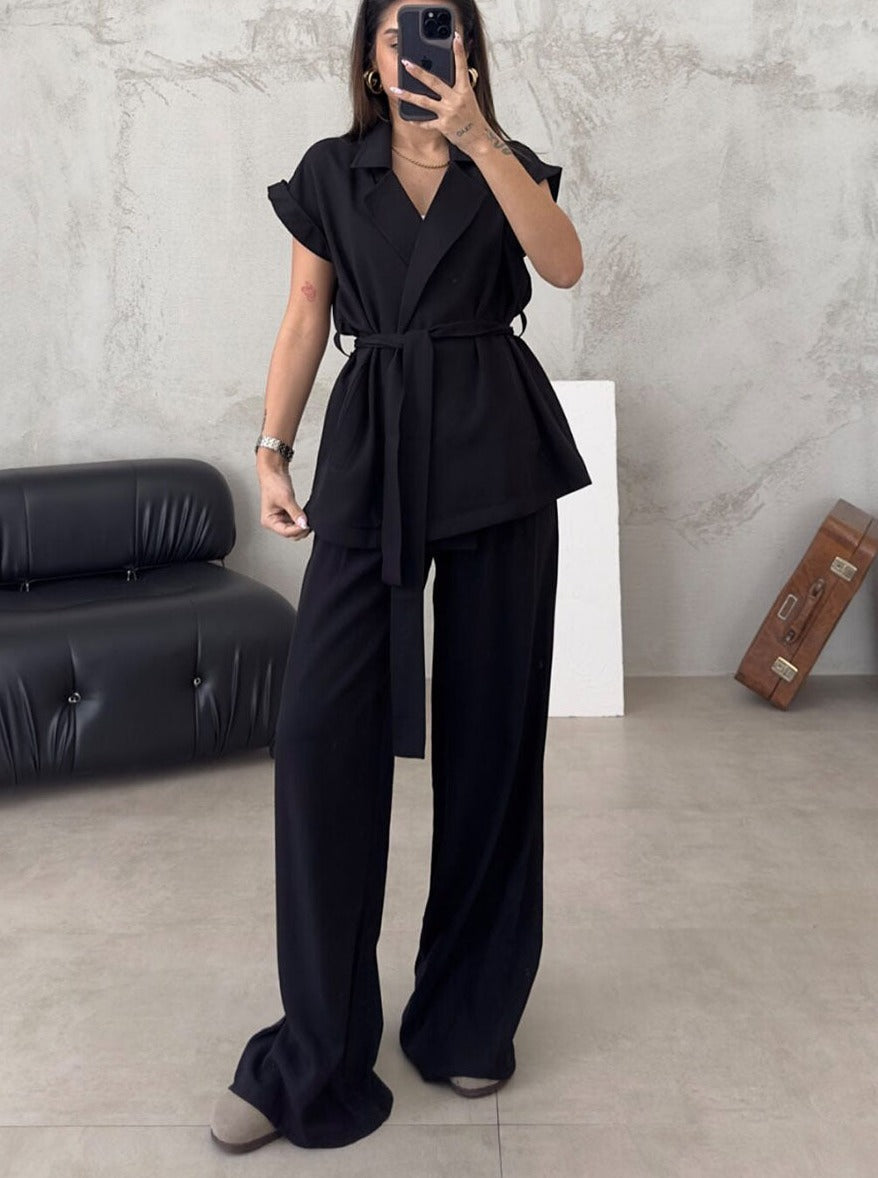 Pantalón Alto con Cárdigan Coordinado