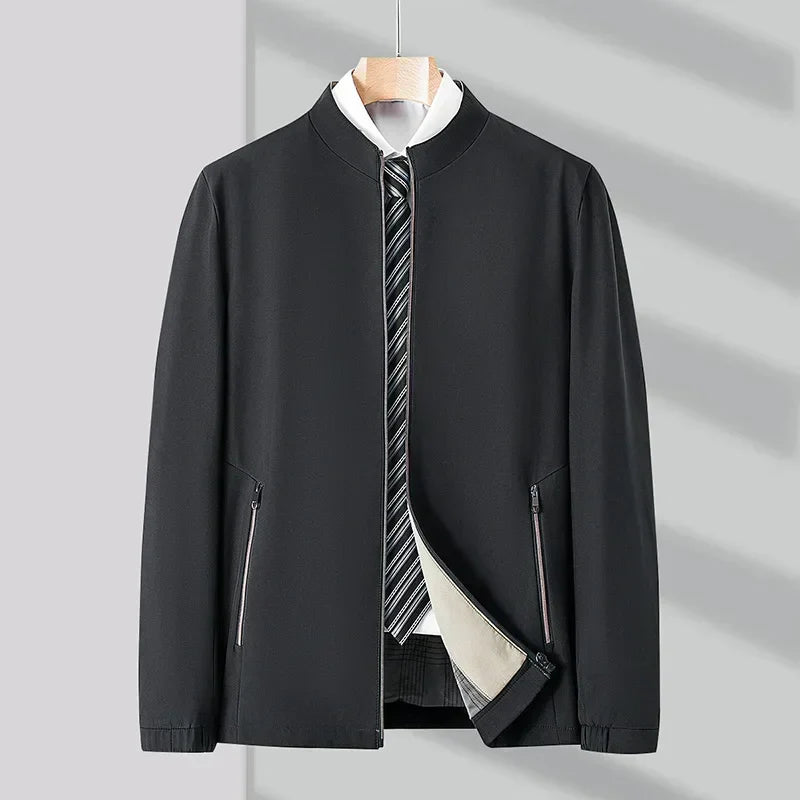 Chaqueta cuello alto sencilla y elegante