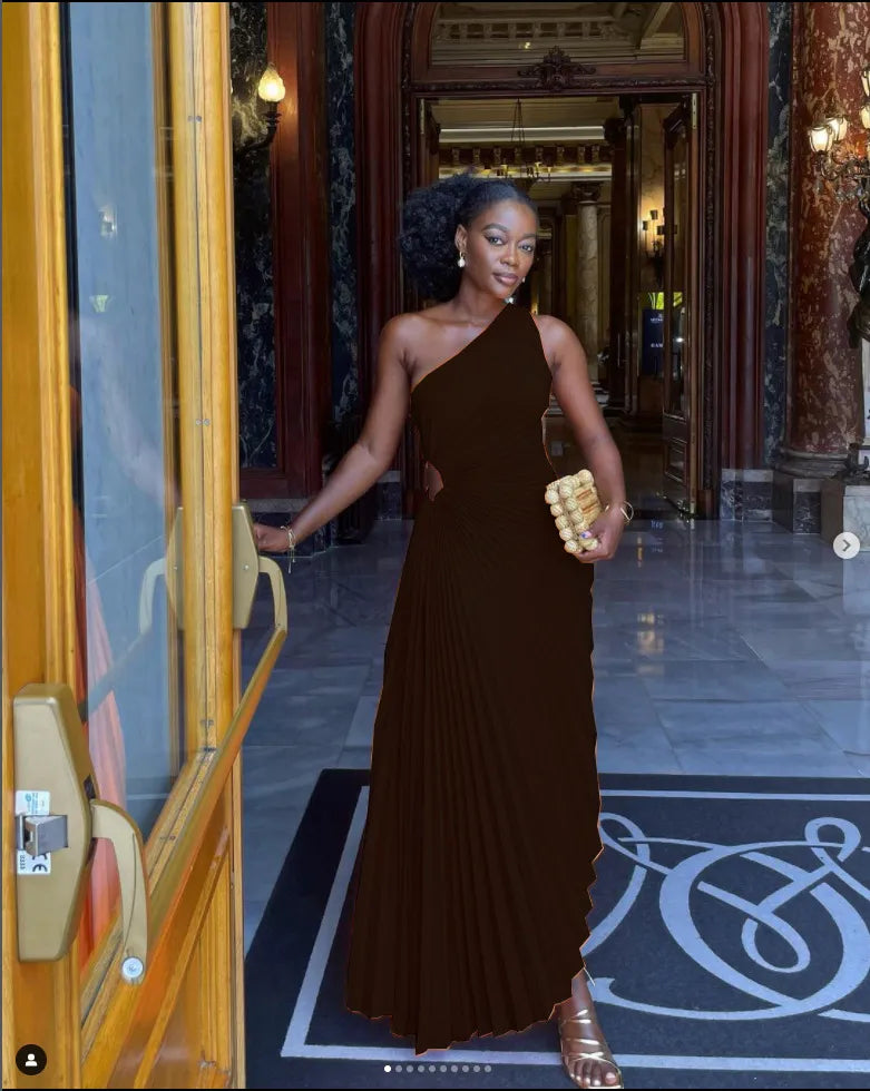 Vestido Noche Elegante con Volantes y Piel