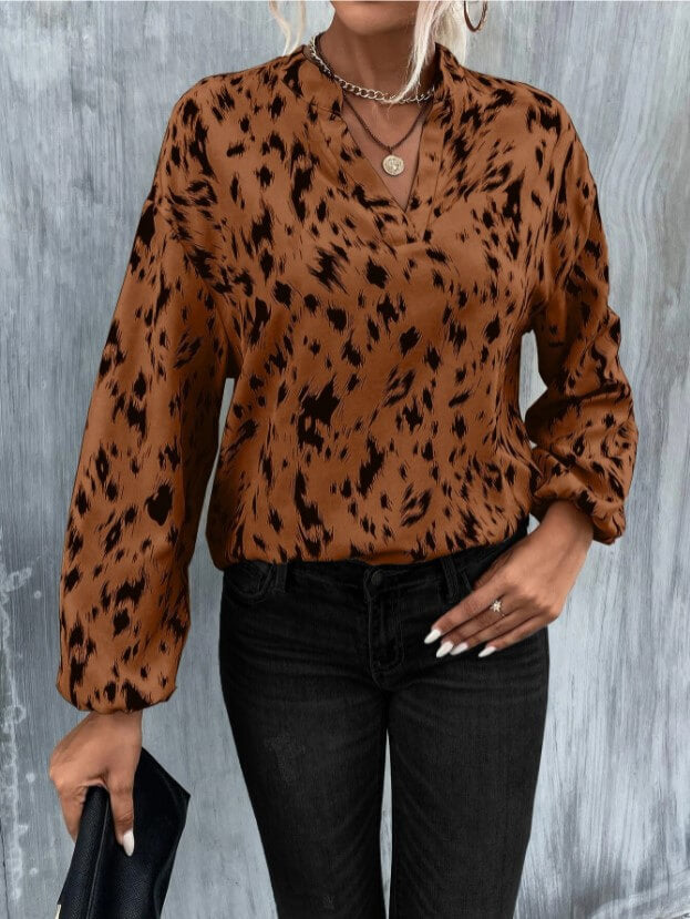 Blusa estampada cuello en V mangas cortas - Vestiria