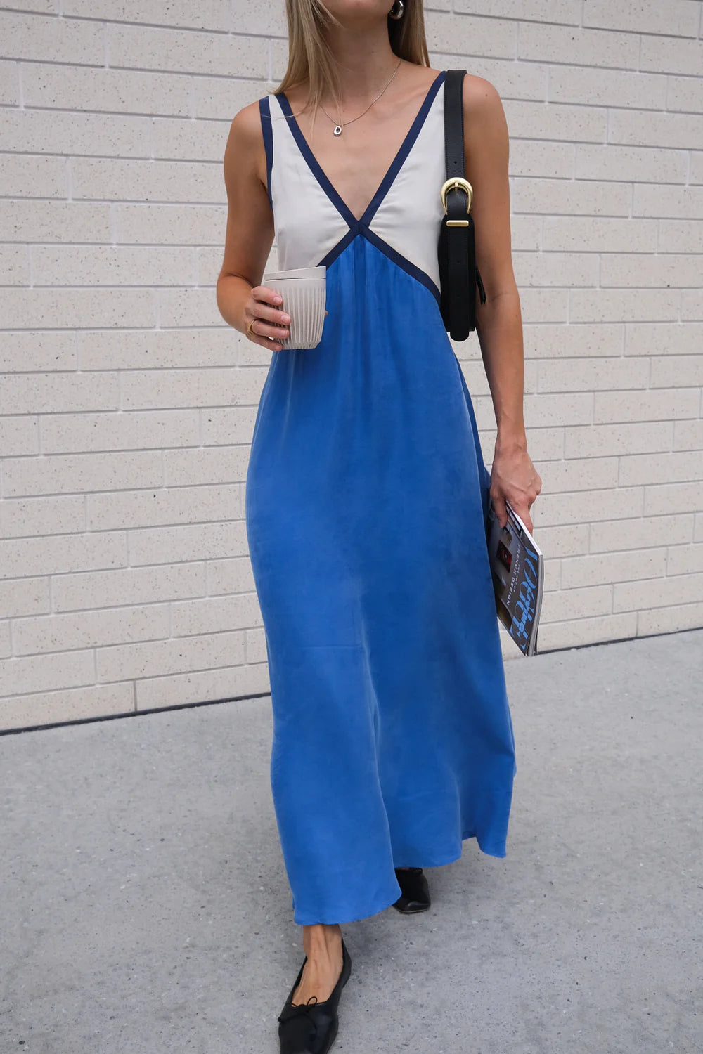 Vestido Elegante Largo con Escote en V