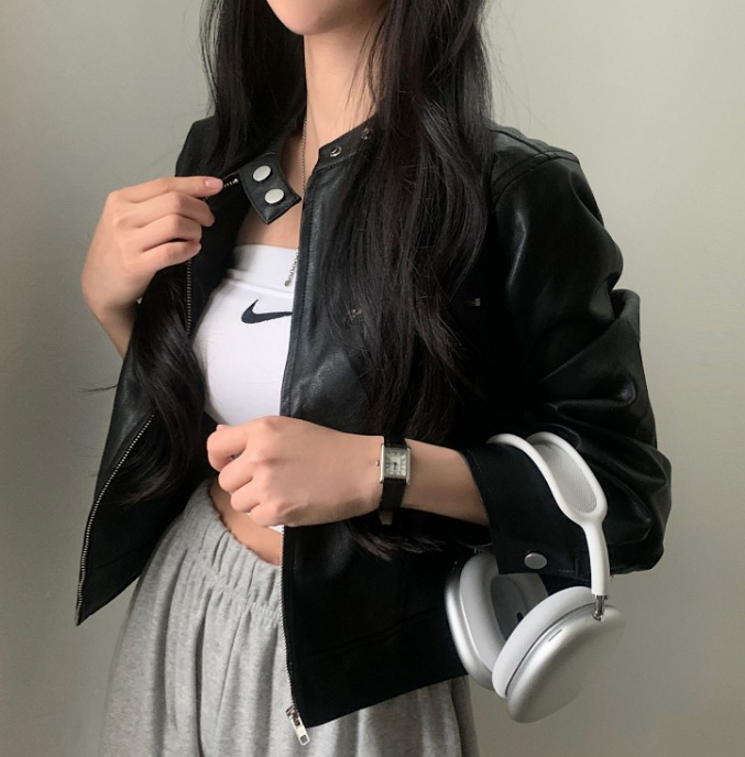 Chaquetón Vintage Cuello Alto Moda Retró