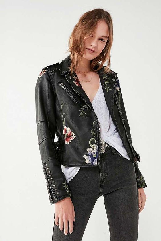 Chaqueta Cuero Mujer con Detalles Florales - Vestiria