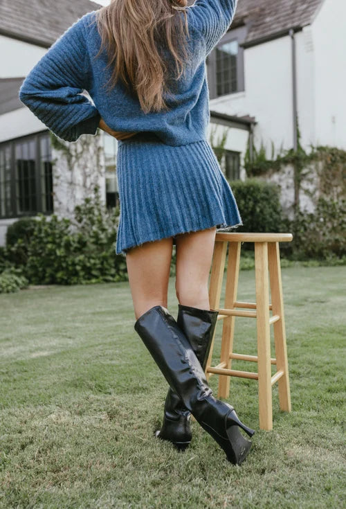 Conjunto Mujer Suéter Plisado y Falda Cómoda
