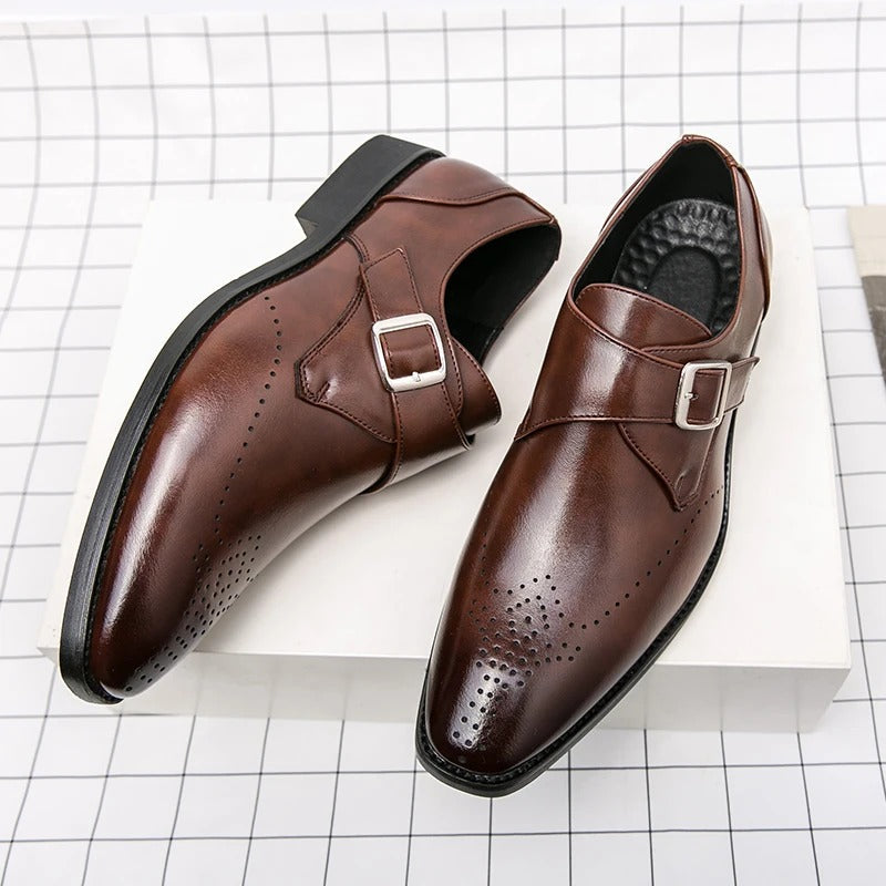 Zapatos de cuero elegantes para hombre