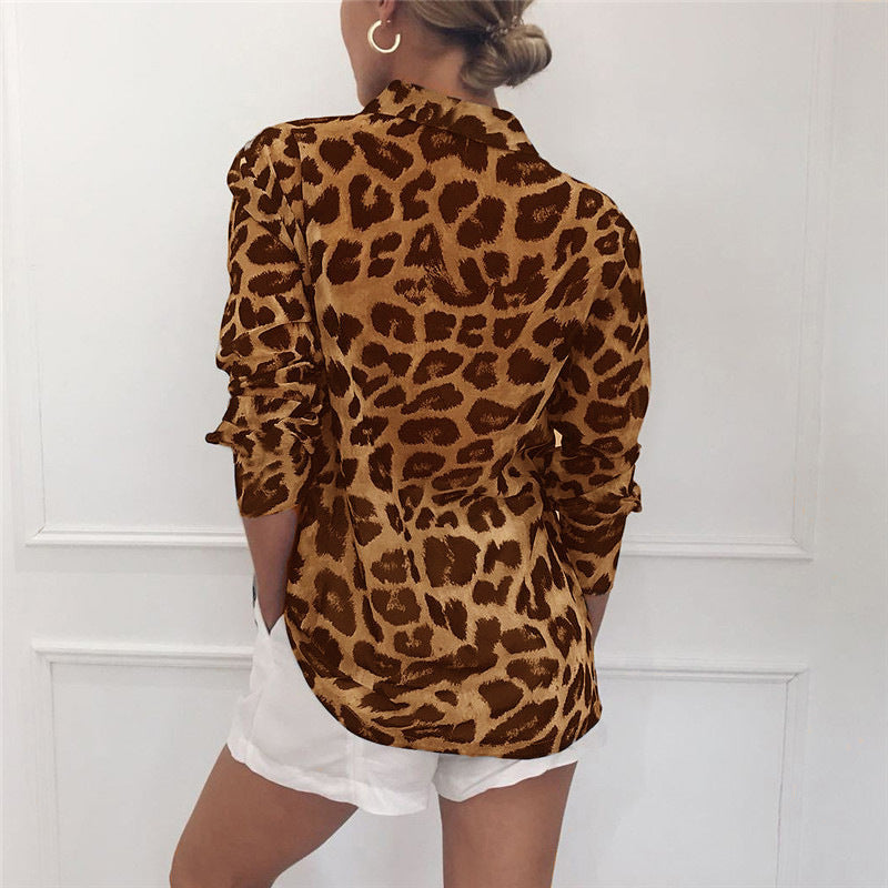 Blusa Leopard Estampado Cuello Alto Elegante