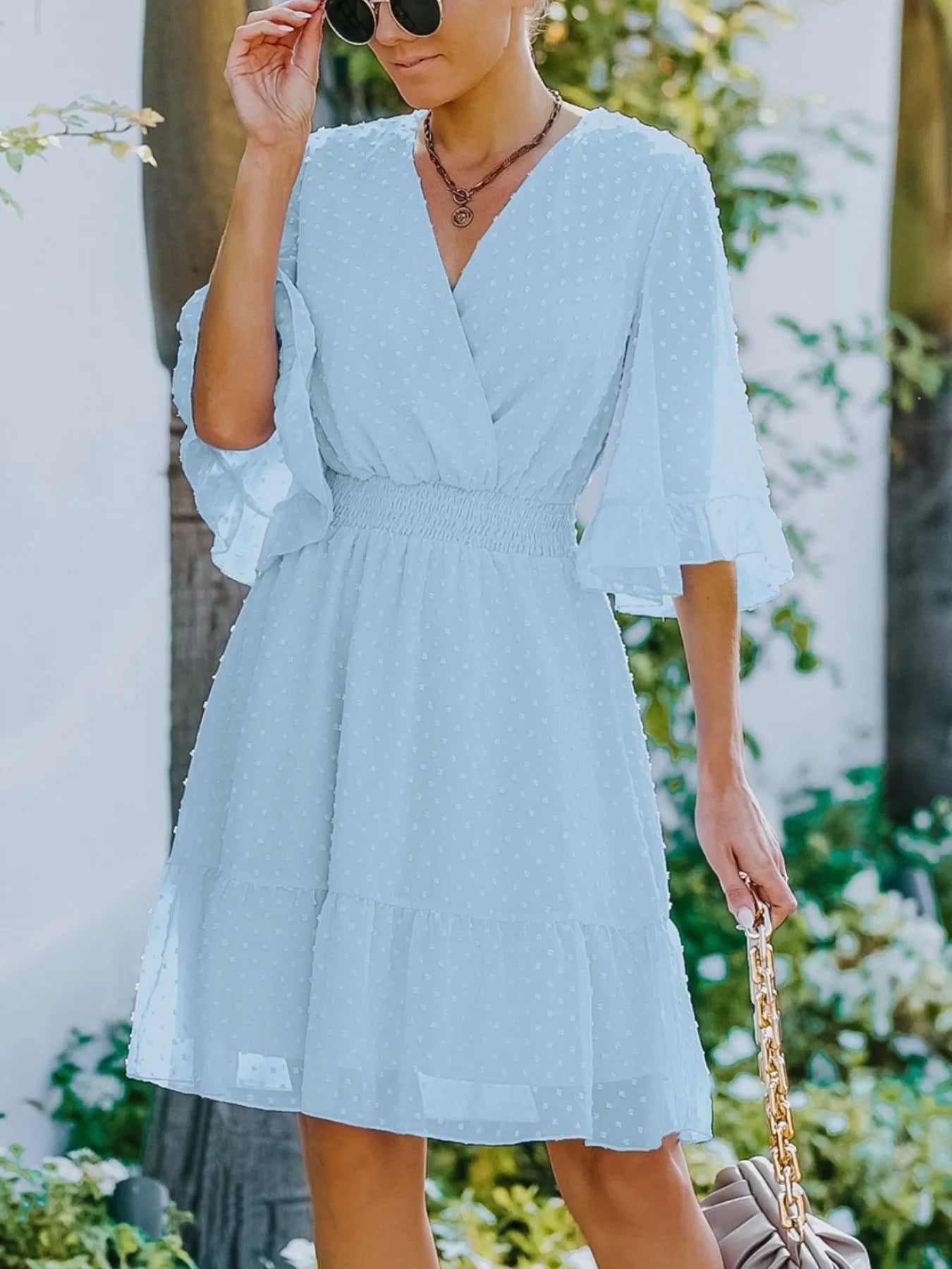 Vestido de Lunares Clásico con Mangas Amplias