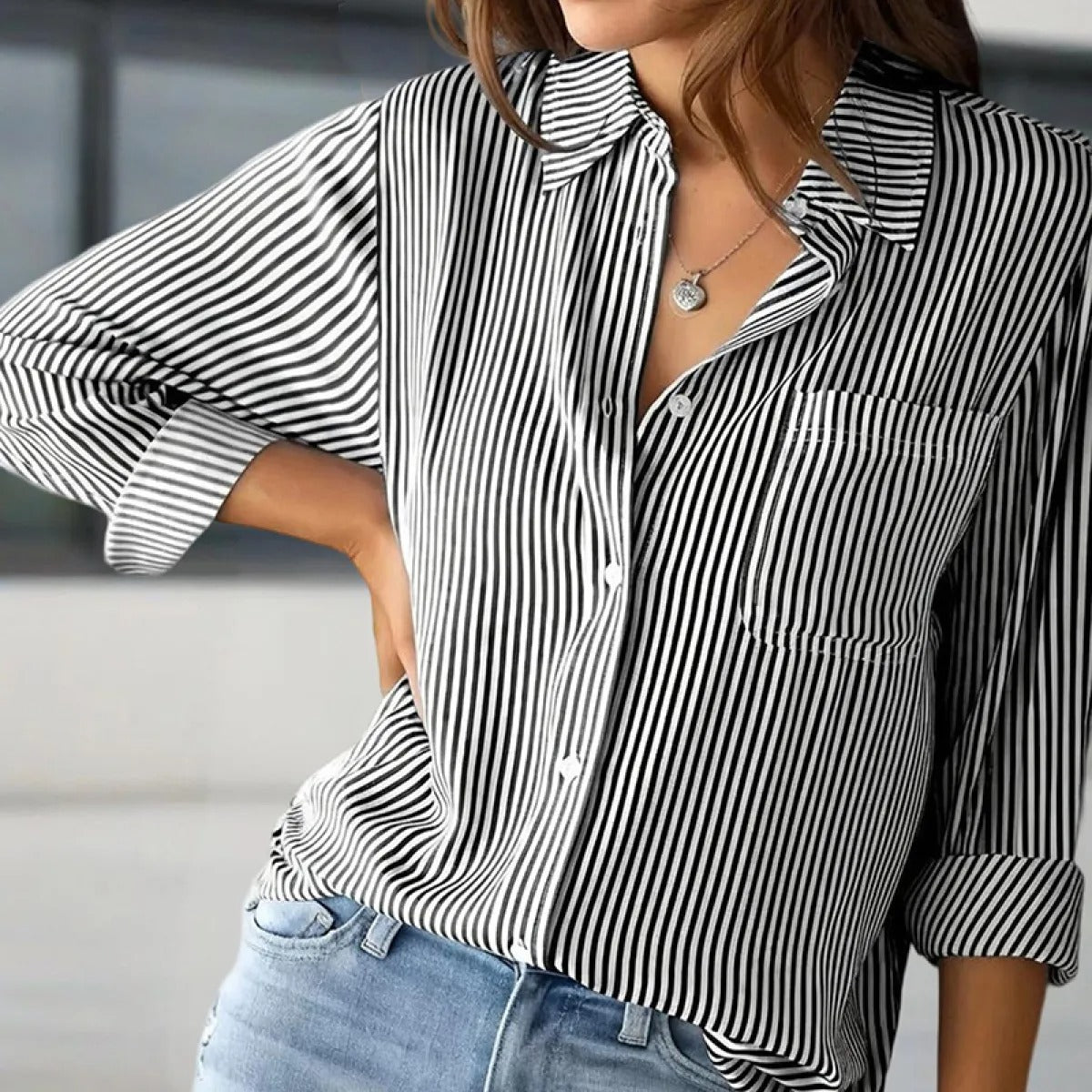 Blusa Rayas Elegante Manga Larga Cuello Nudo