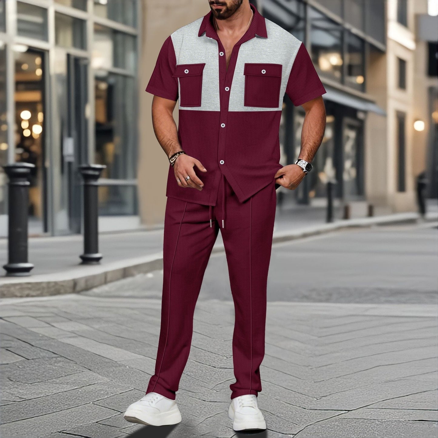 Polo y pantalón deportivo hombre estilo casual