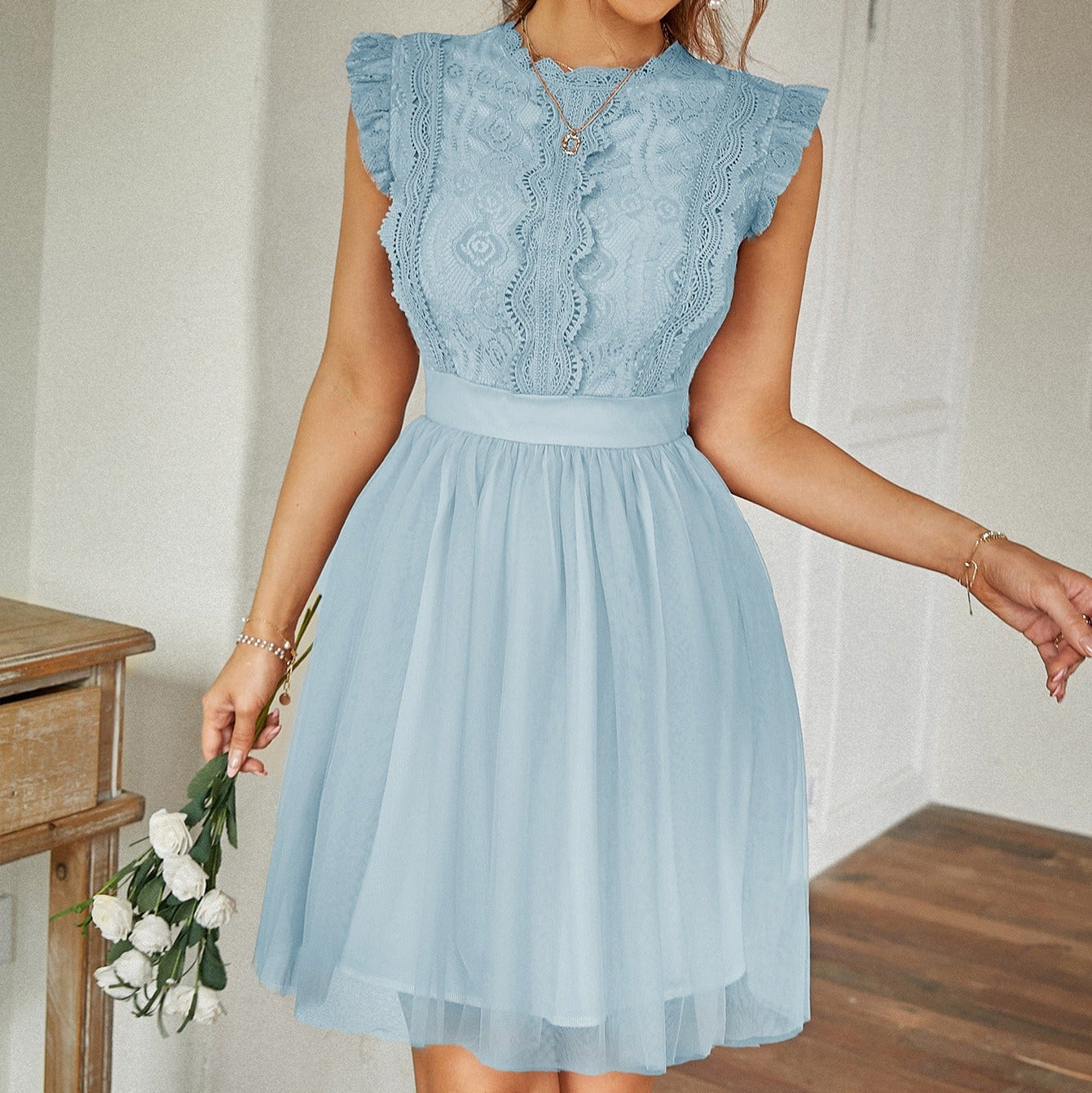 Vestido Mujer Encaje Plisado Romántico Corto