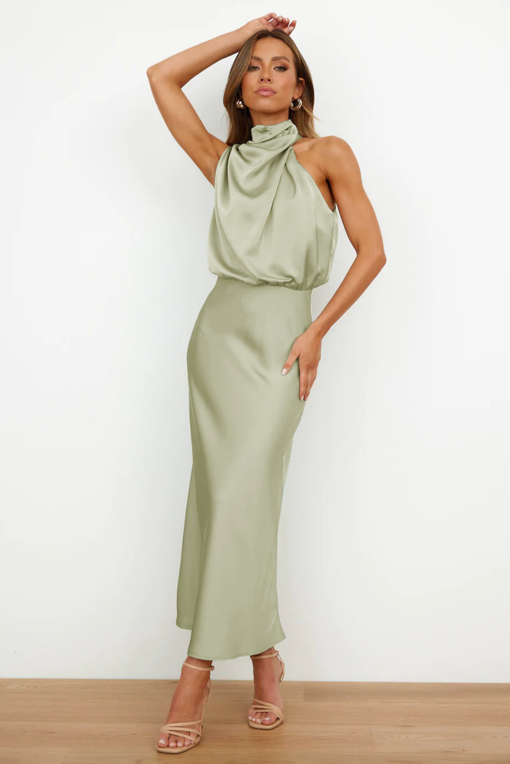 Vestido de fiesta largo elegante con escote en V