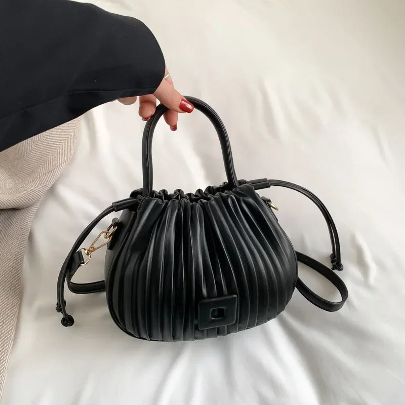 Bolso bandolera clásico de diseño elegante