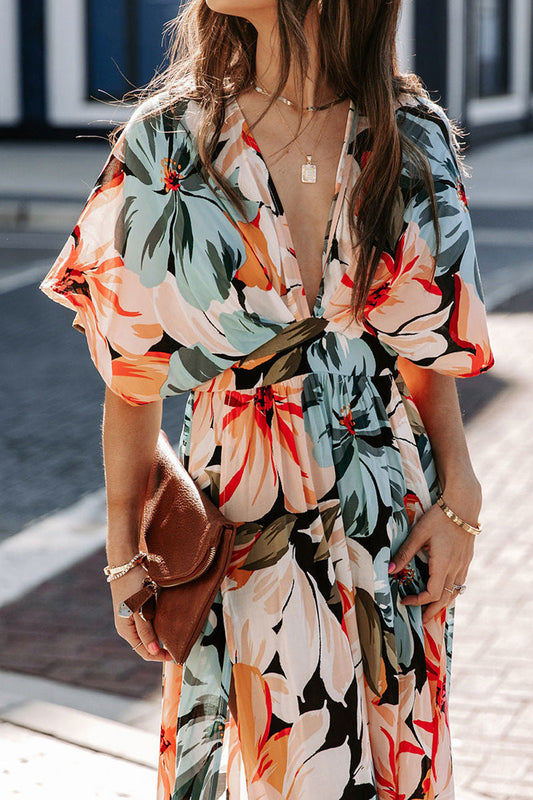 Vestido Elegante Escote V Abierto - Vestiria