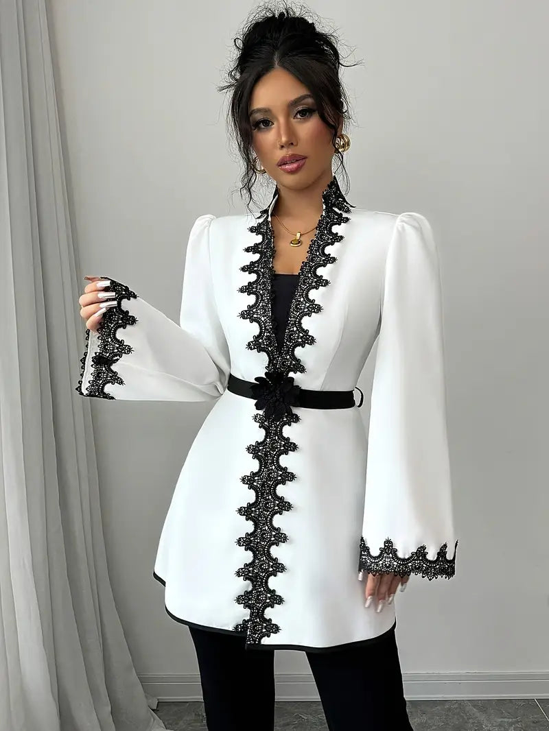 Chaqueta de Mujer con Encaje y Estilo Clásico - Vestiria