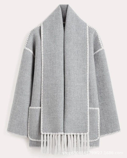 Abrigo Oversize con Cuello de Piel