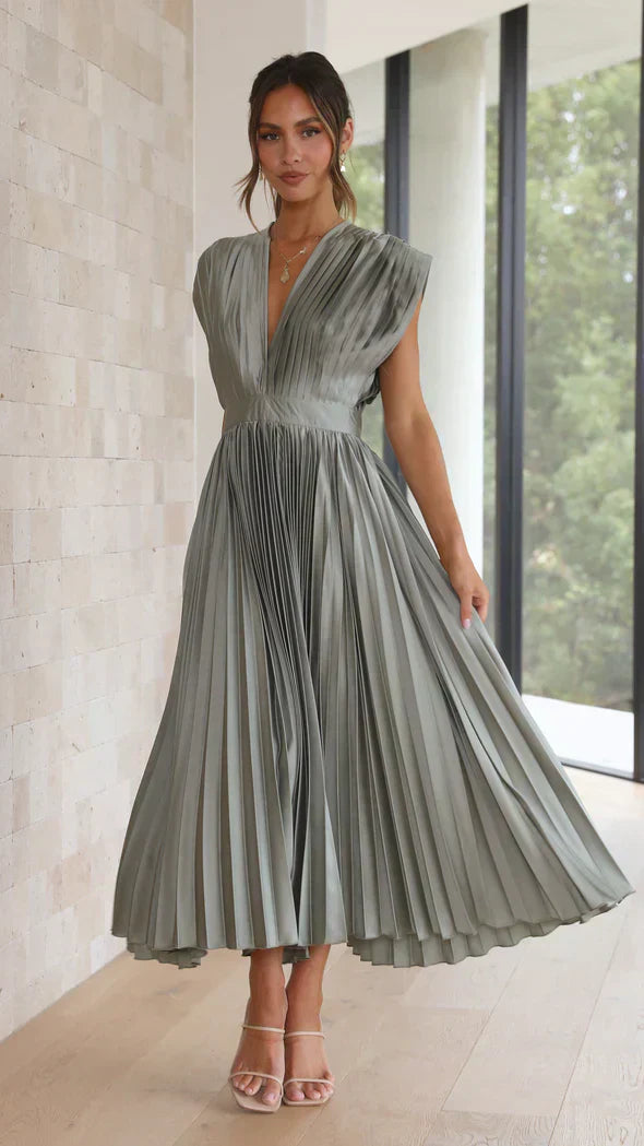 Ropa de dormir femenina con lazo sensual