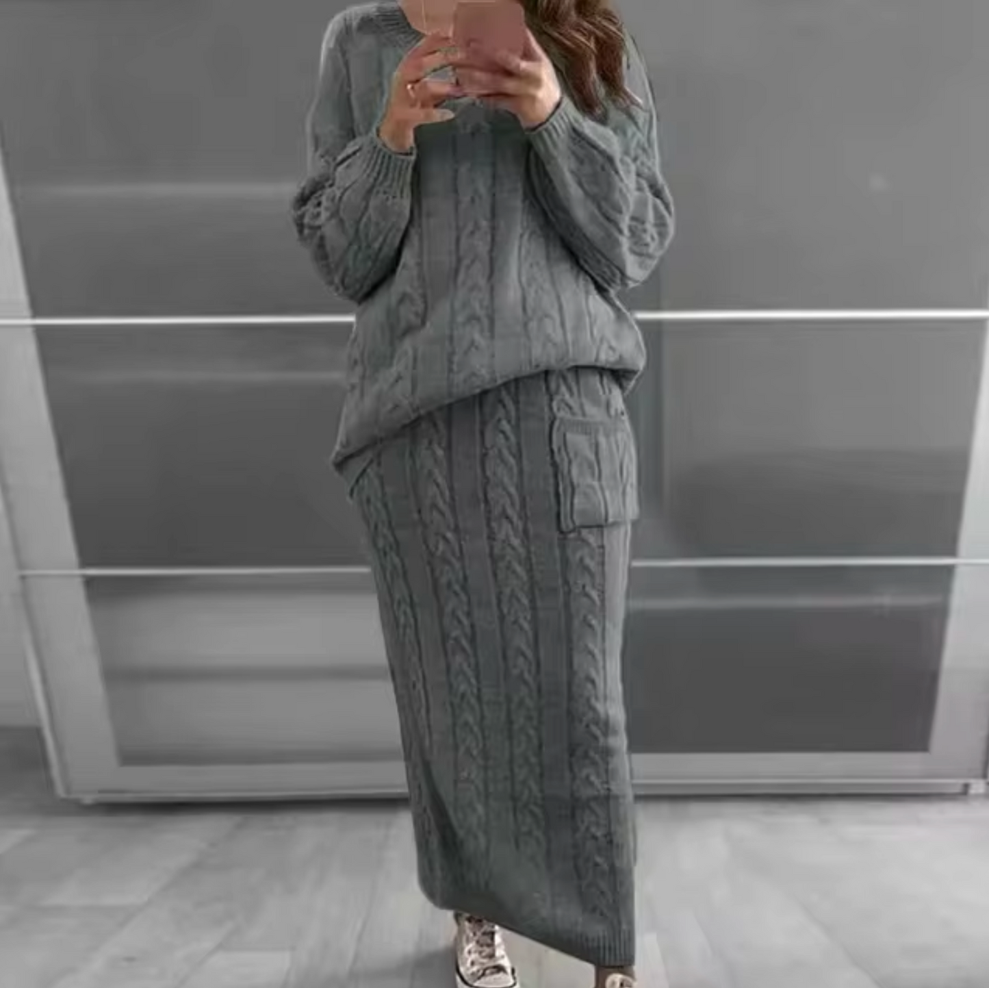 Conjunto Jersey y Falda Cálido y Chic