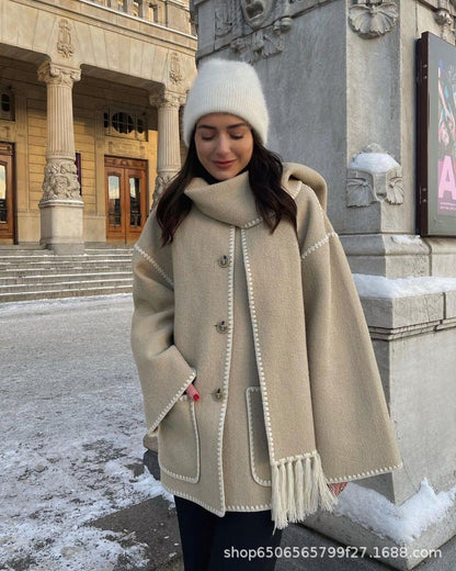 Abrigo Oversize con Cuello de Piel