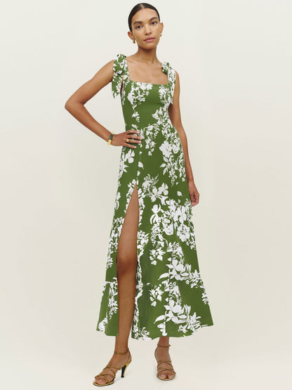 Vestido Largo Elegante con Escote Sencillo
