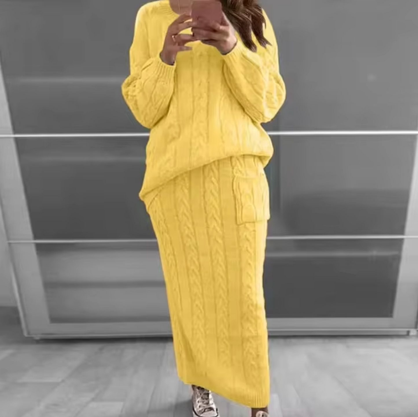 Conjunto Jersey y Falda Cálido y Chic