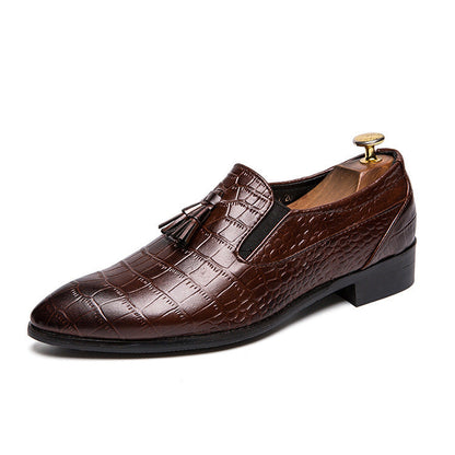 Zapatos de hombre de cuero clásicos con detalles elegantes