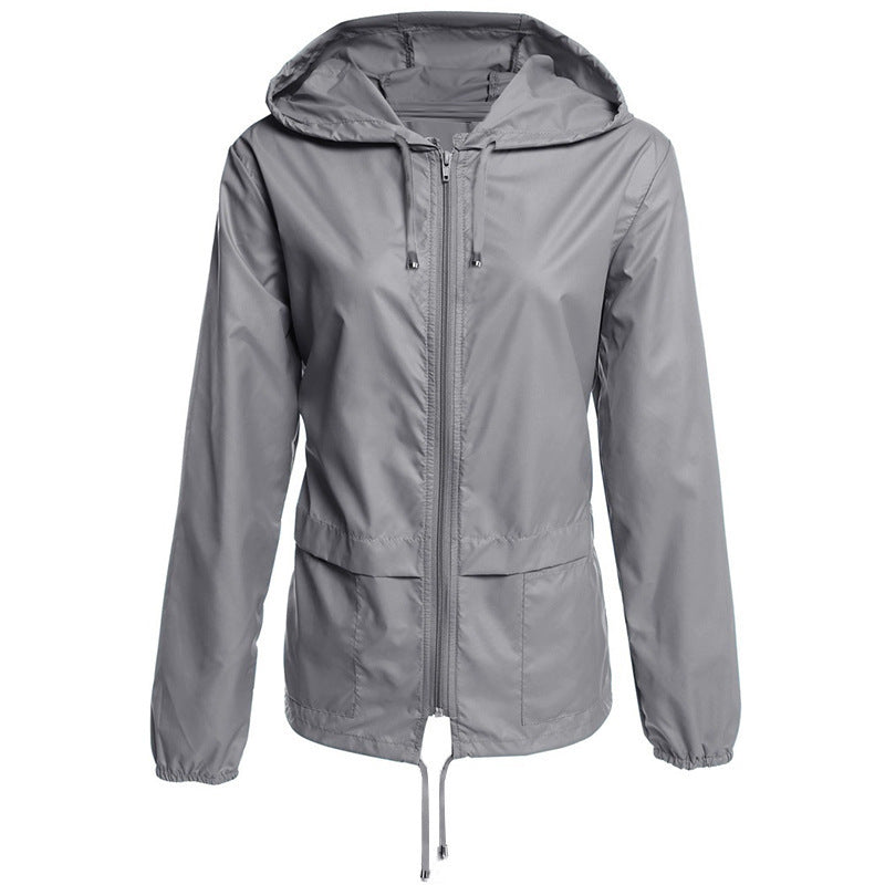 Chaqueta impermeable ligera con capucha → Chaqueta Aguacero Ligera y Transpirable