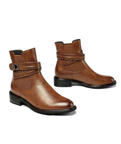 Botas de tacón alto con hebilla elegante