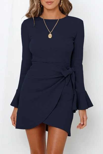 Vestido ligero cuello redondo con volantes femenino