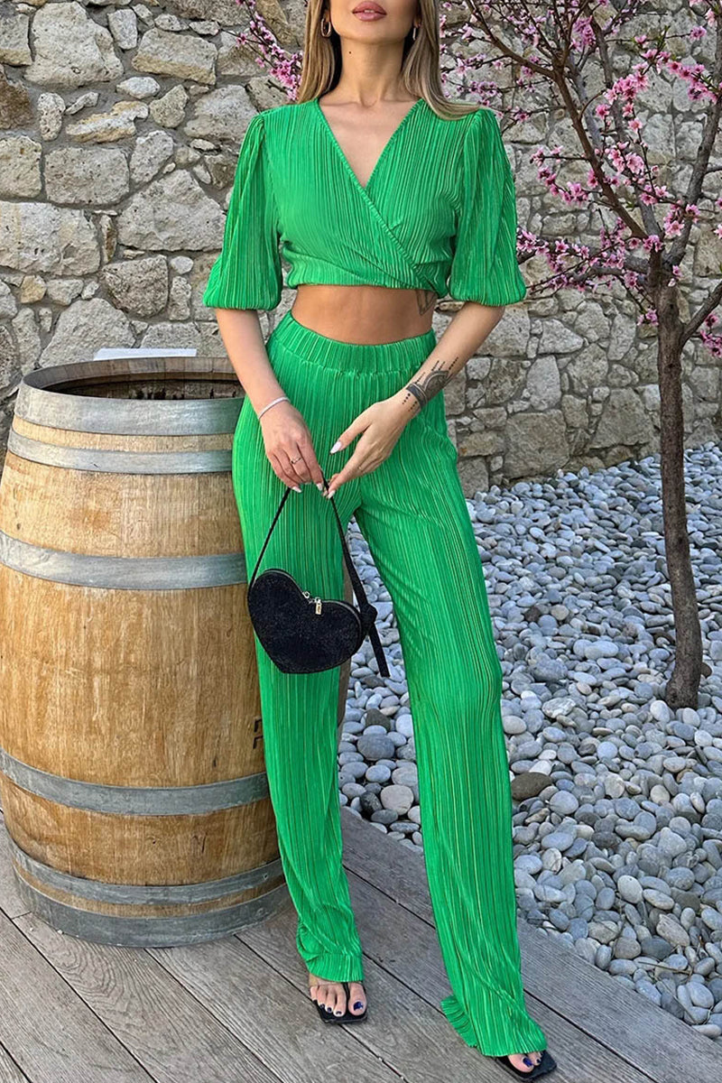 Conjunto de crop top y pantalón elegante mujer - Vestiria