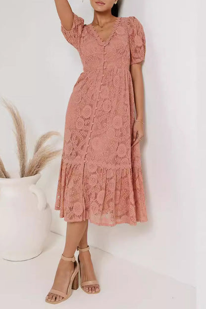 Vestido de Encaje Corto Elegante con Escote en V