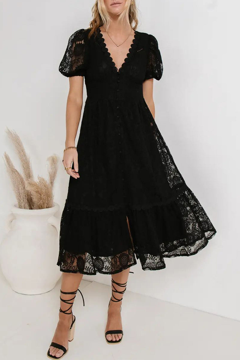 Vestido de Encaje Corto Elegante con Escote en V