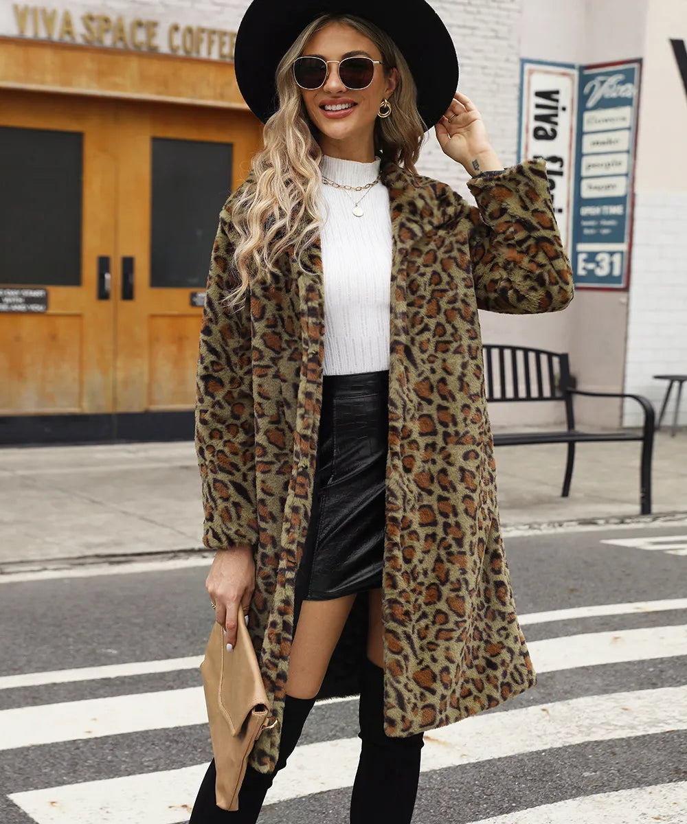 Chaquetón de Piel Falsa Leopardo Cálido
