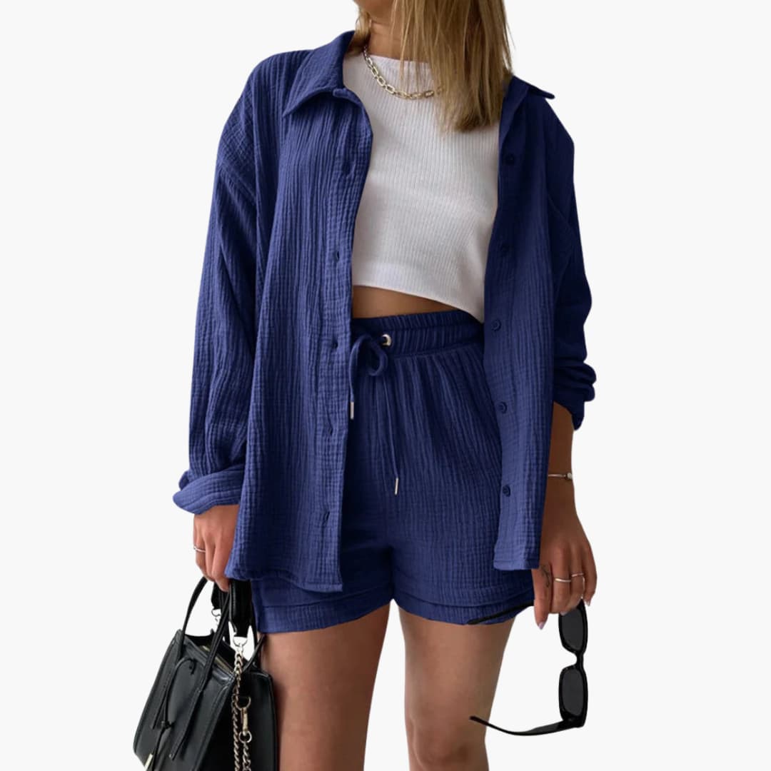 Traje de verano blusa y shorts ajustados