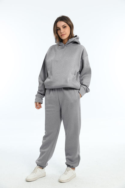 Sudadera y Pantalones Deportivos Clásicos